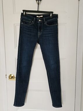 Levi's Dark Indigo Skinny Jeans - Women's